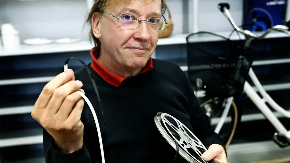 Filmfotografen Jan Berglund står bakom de nostalgiska filmaftnarna i Föreningarnas Hus, detta i samarbete med Motala Musei- och Hembygdsförening.