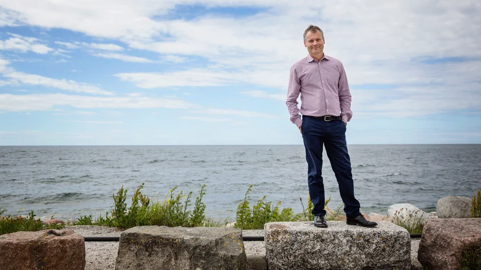 Insändarskribenten menar att  enligt professor Kuylenstierna är det otvivelaktigt en miljökris. Men vi har också stora möjligheter att komma tillrätta med problemen. Det är alltså inte försent. 