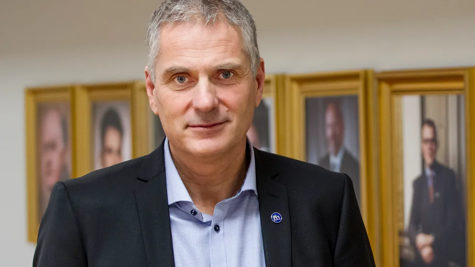 "Det här är en policy och en viljeinriktning" säger Kåre Friberg (M).