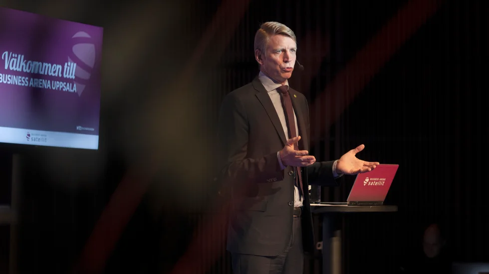 Bostadsminister Per Bolund (MP) besökte Business Arena i Uppsala under onsdagen.