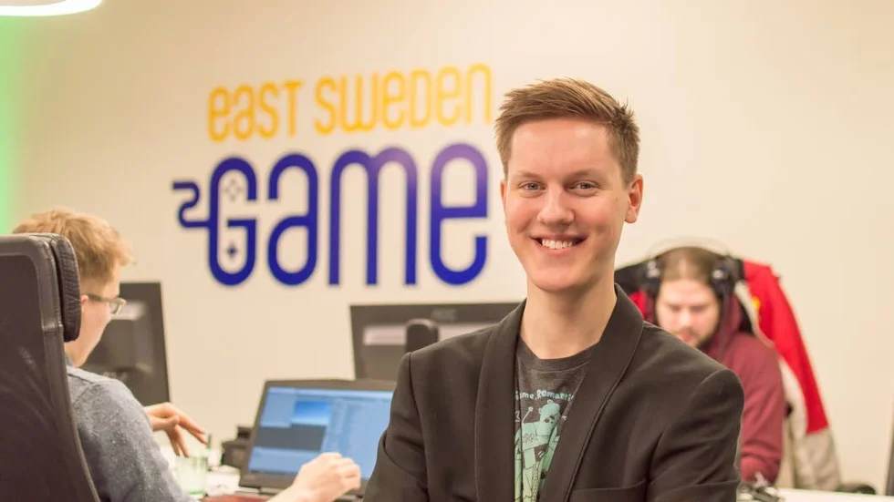 Alexander Milton betraktas som ett stjärnskott på spelhimlen. Nu återvänder han till Linköping, som affärscoach för East Sweden Game.