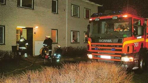 Brandkåren fick under onsdagskvällen rycka ut till en balkongbrand i Hultsfred.