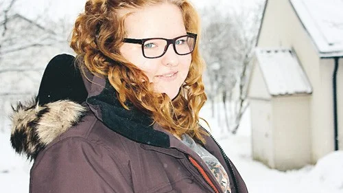 Sandra Markusson från Vallentuna valde att börja på Gamlebygymnasiet. En flytt som gjort att hon lärt sig ta ansvar och växt som person.