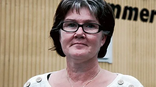 Helen Nilsson (S) vill ha kvar 70-årsgränsen.