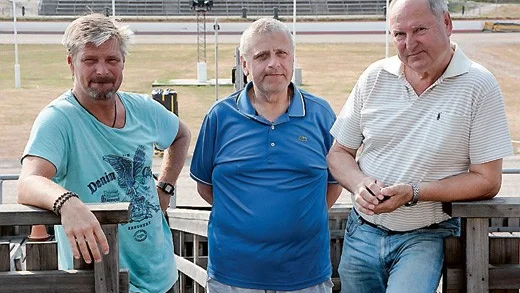 Håkan Nilsson, Niclas Appelquist och Rune Nilsson har mycket att göra innan lag - VM-deltävlingen i speedway avgörs i kväll.
