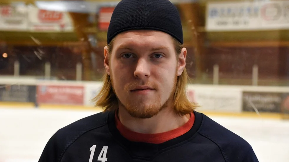 VIK-backen Erik Gustafsson gör i kväll sin första tävlingsmatch någonsin mot moderklubben i Oskarshamn.
Foto: Mikael Kindman