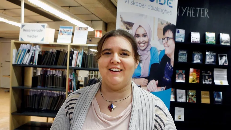 Johanna Hagelin, bibliotekarie Motala bibliotek.