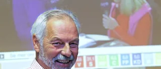 S tvärvänder om idrottshall