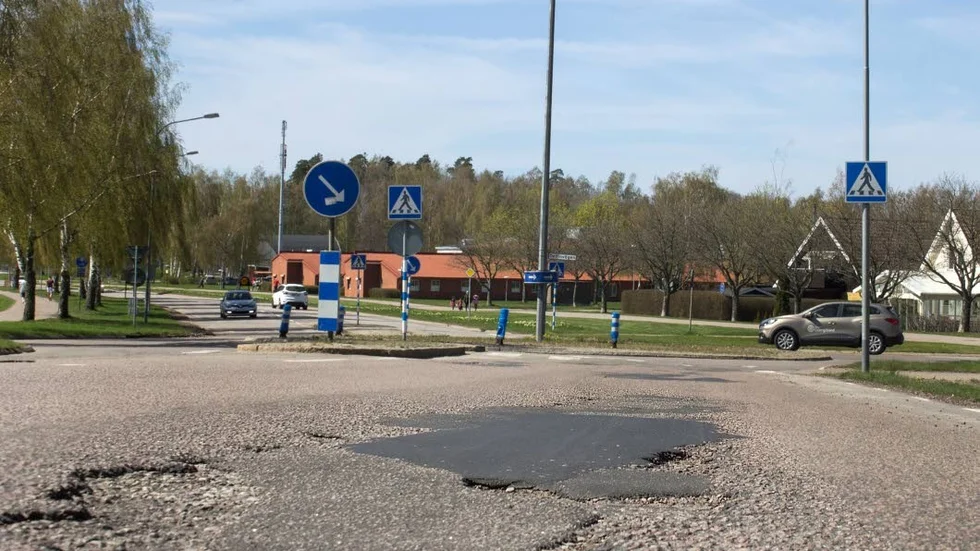 Gatuunderhåller är ett exempel på sådant som fungerat dåligt under den gångna mandatperioden, menar skribenten.