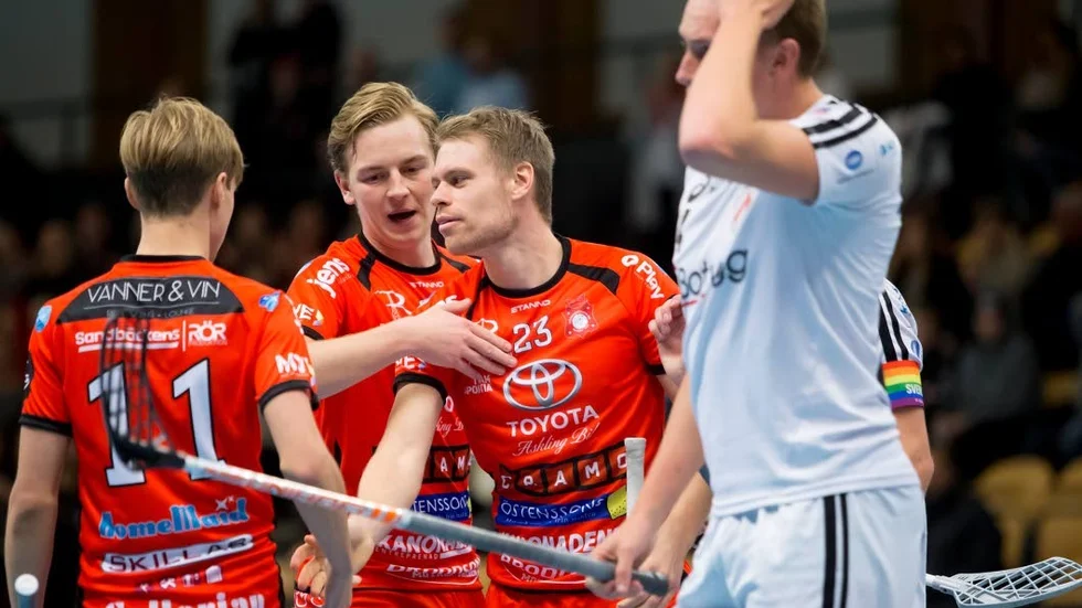 Fredric Carlsson (nr 23) gjorde ett mål när Solfjäderstaden vann söndagens tidiga match mot Norrköping med 10-7.
