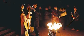 Midnattsmässa hölls i mörker