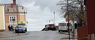 Våldsam man greps vid stadshuset