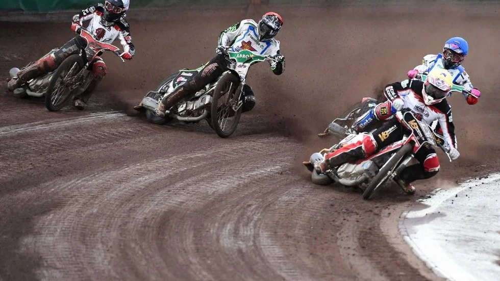 Dackarna möter Indianerna.