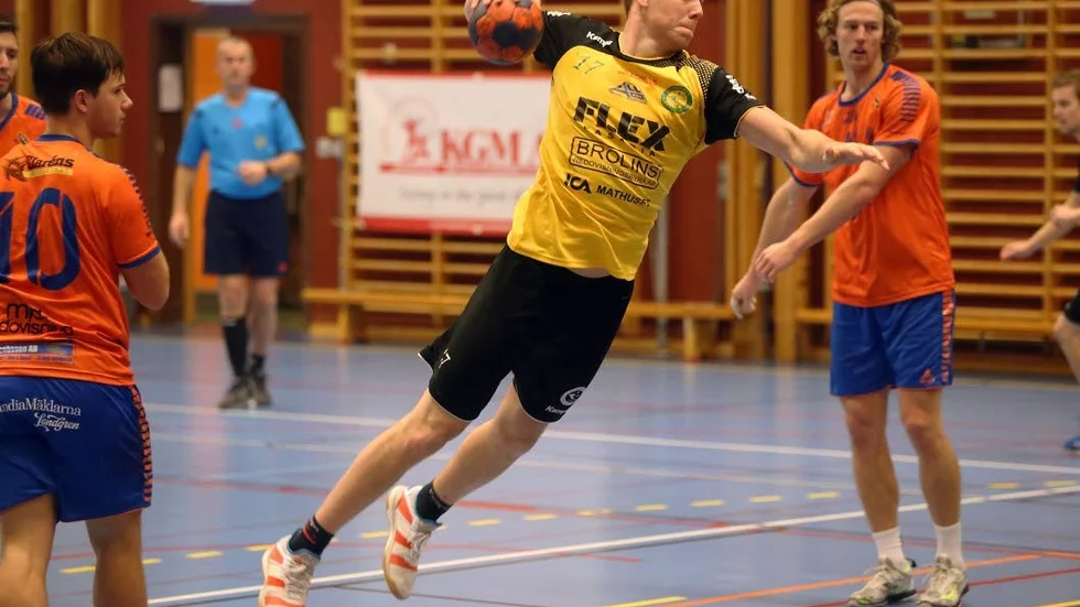 Albin Nilsson flyttar från Hultsfreds HF till Anderstorp.
