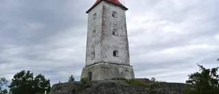 Kommunen väntar på svar om båken