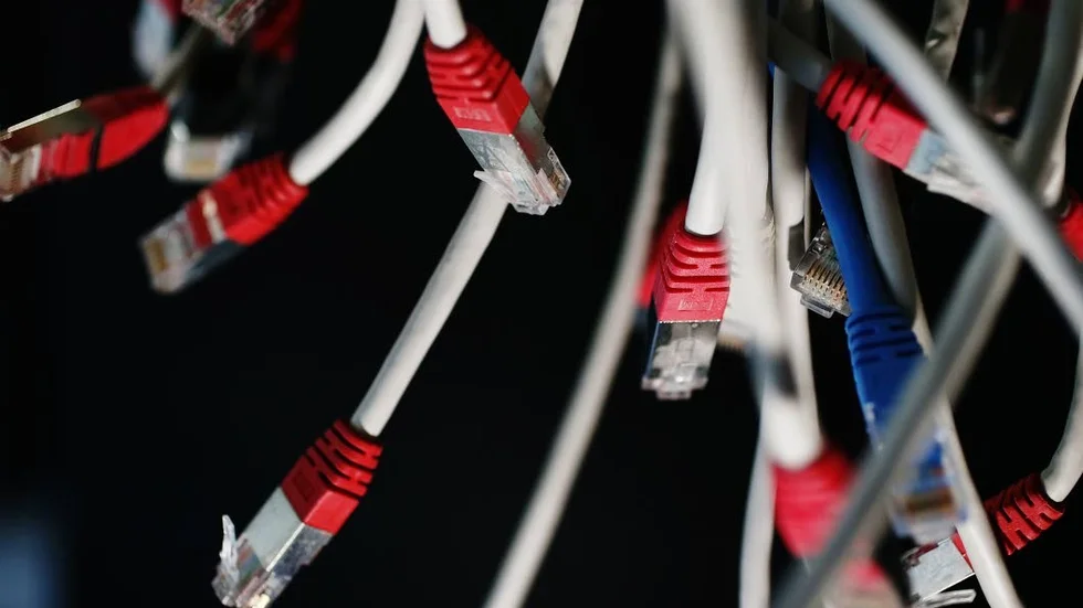 Bredband. En förutsättning för framtidens digitaliserade, smarta samhälle.