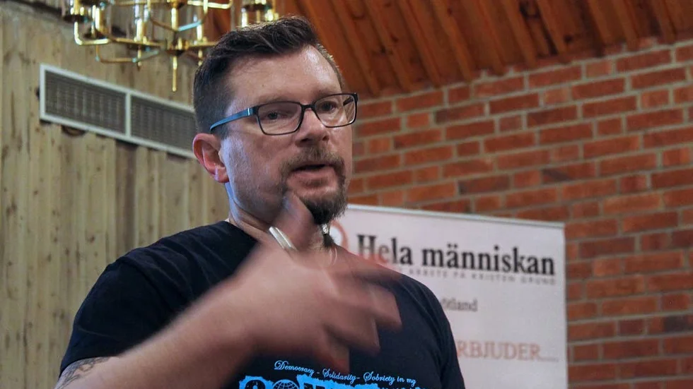 BLEV SEDD. Carl Wennerstrand blev till slut sedd av vuxenvärlden och kunde lämna vit makt-miljön.