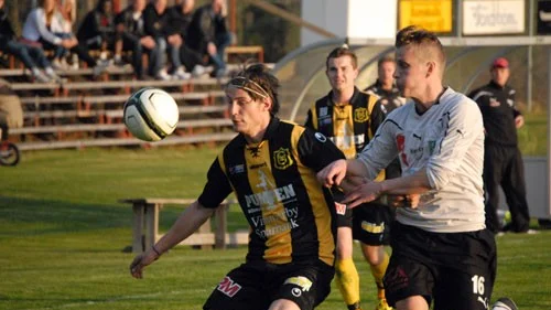 Ted Åström Åbergs Gullringen fick bara 0-0 hemma mot Kenty igår.