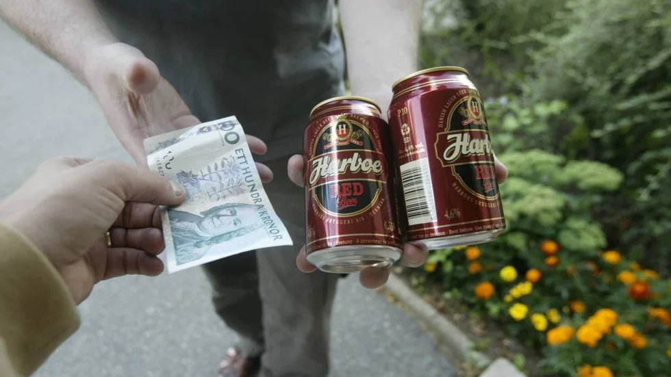 Under storhelger ökar risken för att ungdomar testar alkohol.