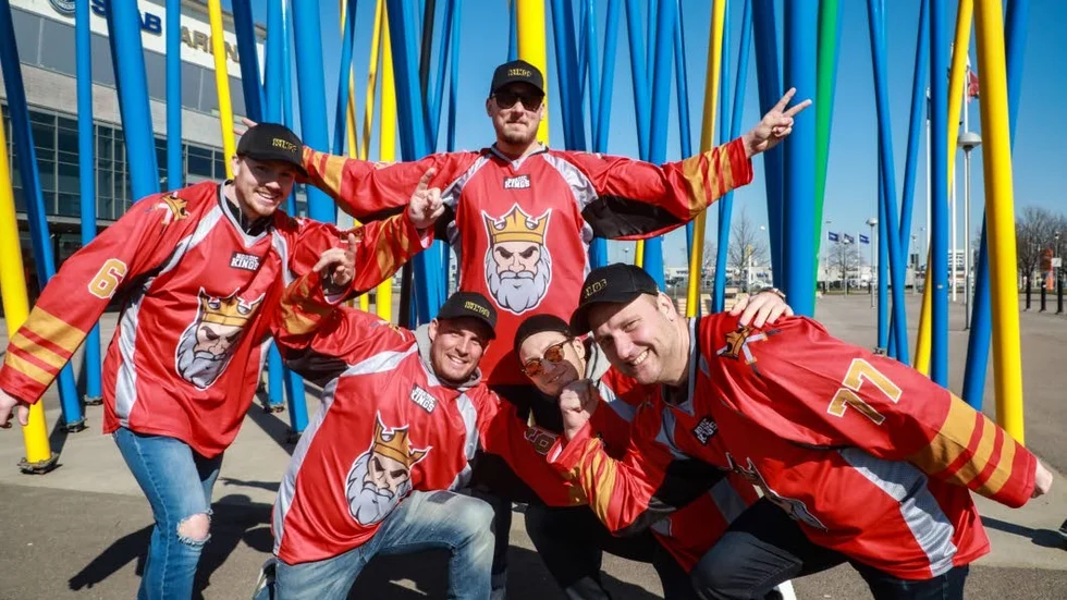 Viktor Helsing, Johan Gille, Daniel Lundin, Adam Zollner samt Tony Aronsson åker under måndagen till Dubai med Nordic Kings.