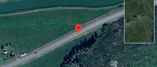 Brinnande fordon påverkar trafiken på väg 210