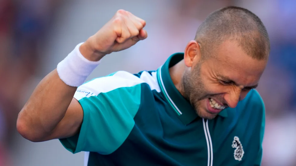 Britten Daniel Evans slog Karen Chatjanov i en maratonmatch i US Open över 5 timmar och 35 minuter. Den längsta matchen i grand slam-turneringens historia. Arkivbild.