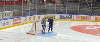 LHC:s matchvärmning igång i Saab arena: "Fokuserat"