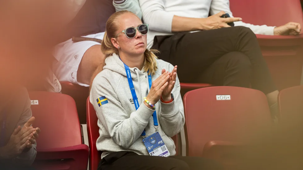 Damkaptenen Johanna Larsson, från Boden, fick se alla svenskar försvinna i första omgången av Nordea Open i Båstad den här veckan.
