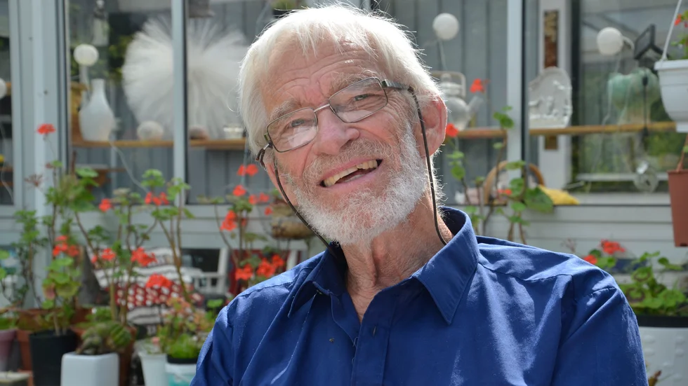 Anders Göthberg är pensionerad biolog och har ägnat många år åt att studera småkryp, särskilt nattsländor.