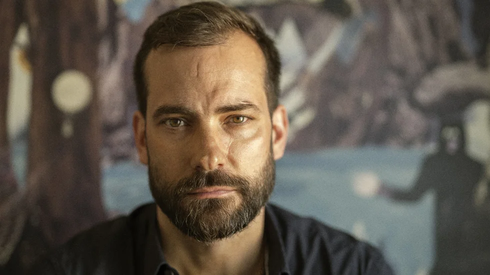 Andrzej Tichý har skrivit en sorts begravningsskrift över de många förhoppningar som präglat Europa från 50-talet och framåt, menar recensenten Simon Olofsson.
