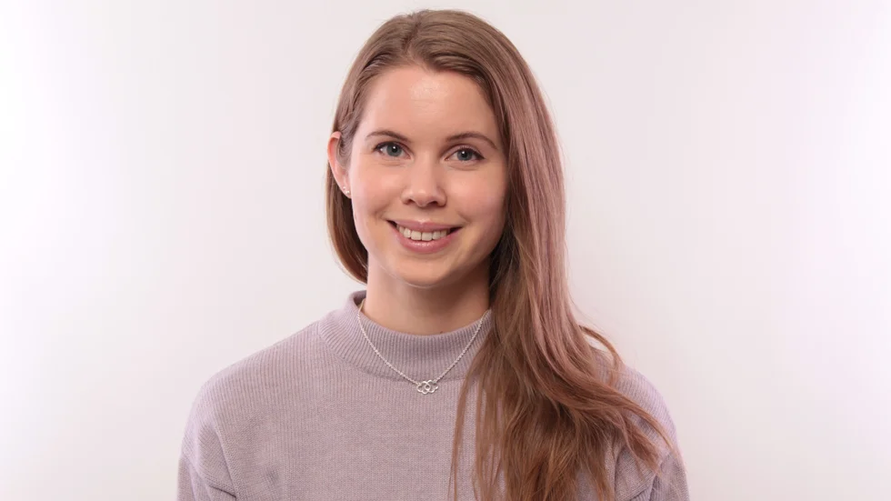 Emma Härenstam, meteorolog, slår fast att snön kommer till Luleå.
