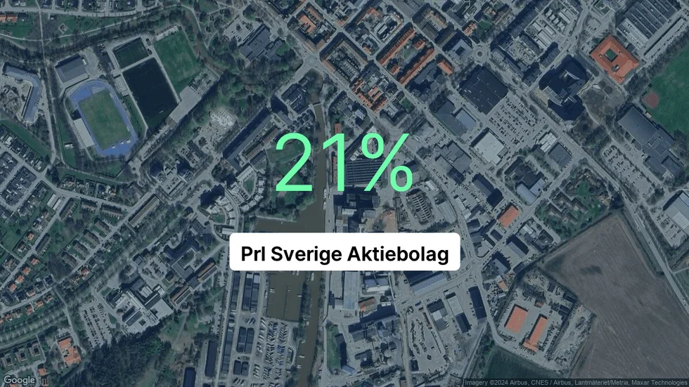 Illustrationen visar rörelsemarginalen för Prl Sverige för det senaste året. Bakgrunden är en satellitbild över företagets adress.