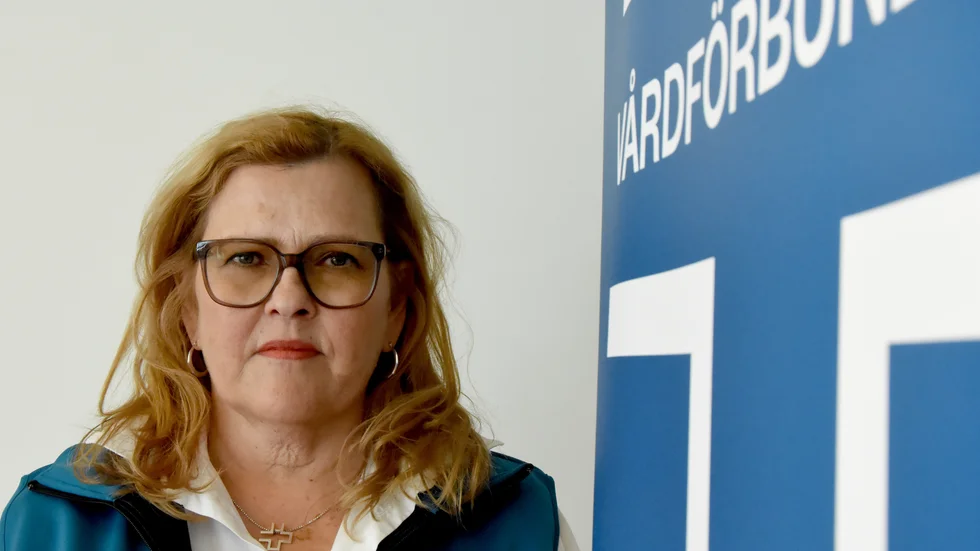 Elisabeth Lindblad är avdelningsordförande i Vårdförbundet Norrbotten. Hon är kritisk till att Anders Öbergs uttalande om att blockaden skulle försvåra möjligheten att bemanna i Jokkmokk. 