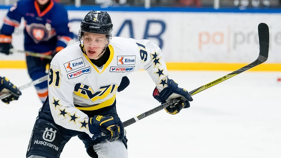Karl Smedberg under junioråren i HV71. 