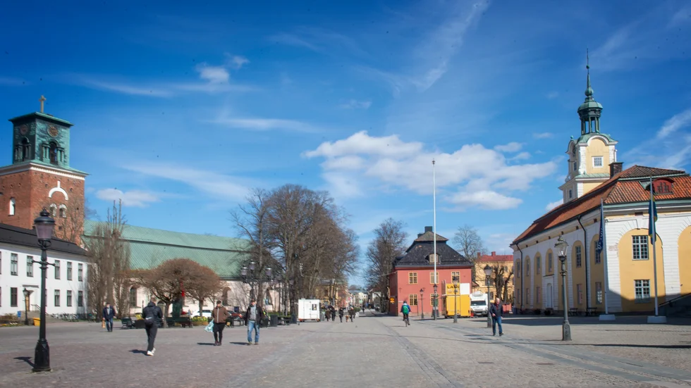 
Ett ganska tomt torg i Nyköping, men snart ska det fyllas med liv, handel och aktivitet.