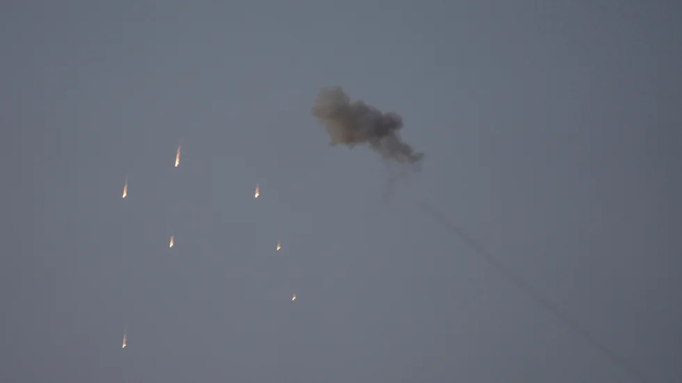 Ett tjugotal raketer avfyrades från Gaza mot Israel. Arkivbild.