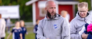 Domare och IFK Luleås tränare i jättebråk: "Så jävla less dig"