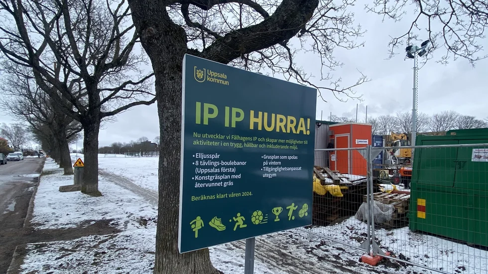 Nu byggs Fålhagens IP och får en konstgräsplan. I anslutning till idrottsplatsen byggs även ett utegym. 