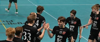 Talangfulla forwarden förlänger – och ett nyförvärv plockas in