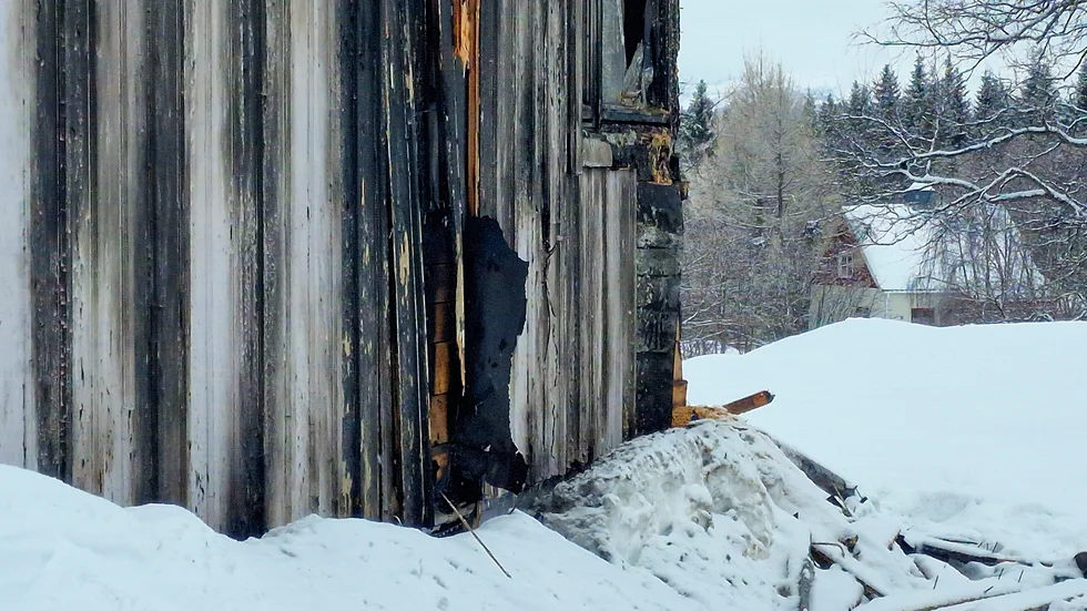 Vid söndagskvällens brand förstördes en obebodd fastighet i Malmberget.