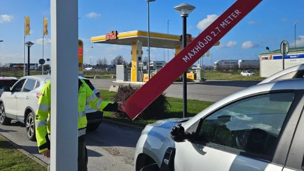 Olyckan inträffade på Max restaurang i Kallerstad vid klockan 17.15 på onsdagseftermiddagen.