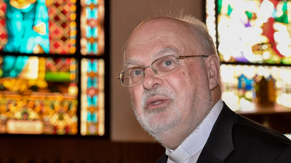 Anders Arborelius, katolsk biskop och kardinal, har suspenderat en präst, som nu stämt katolska kyrkan. Arkivbild.