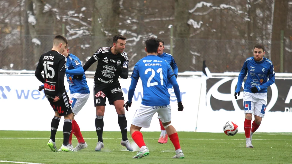 Motala AIF och Åtvidabergs FF möttes på lördagen på Motala IP.
