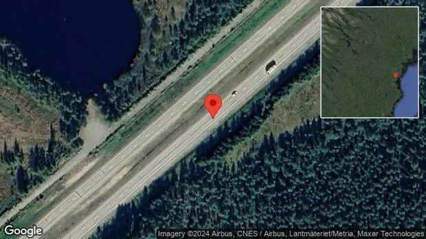 Personbil stillastående på E4