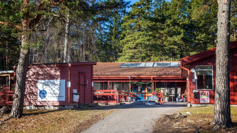 Nya Källan på Jogersö är föremål för insändaren. Ska inte marknadsmässig hyra gälla, frågar sig skribenten.
