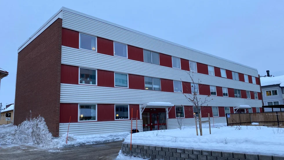 Pitebo vill höja hyrorna med över tio procent. Nu väntar förhandling med Hyresgästföreningen. "Ett väldigt, väldigt högt yrkande", säger Krister Häggling på Hyresgästföreningen.