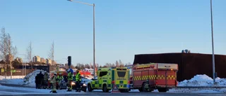 Två bilar i krock i centrala Luleå   