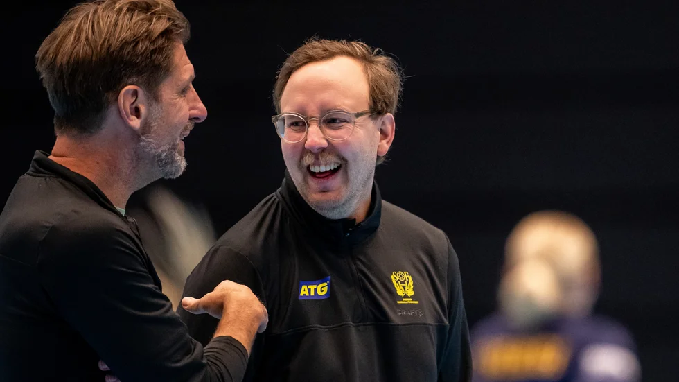 "Genom åren har jag lagt ned otroligt mycket tid på handbollen och jag tror också att du har större chans att lyckas då. Men det är väl så, när man är "born and raised" i en arbetarstad", säger Mattias Flodman från Eskilstuna.