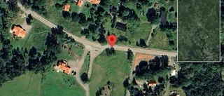 Olja stör trafiken på väg 278