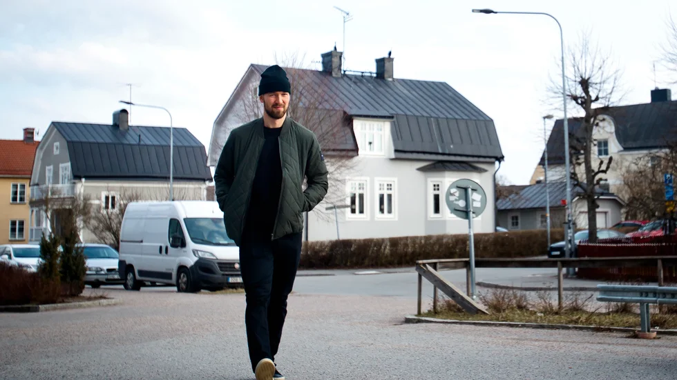 LHC:s nya backvärvning har lämnat Örebro för Linköping och två år i LHC. Han lär få en hel del istid i Klas Östmans lagbygge. "Speciellt förra säsongen var det en tuff arena att åka till. LHC var bra och när Saab Arena var taggat så var det en otrolig stämning", säger Rissanen och lovordar LHC-publiken. 
